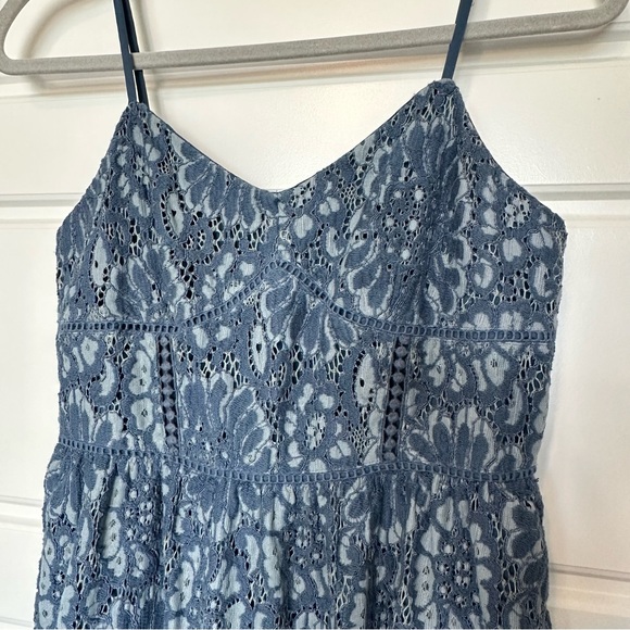 Ann Taylor LOFT Blue Floral Lace Spaghetti Strap Dress Women’s Size 2 - Picture 4 of 16